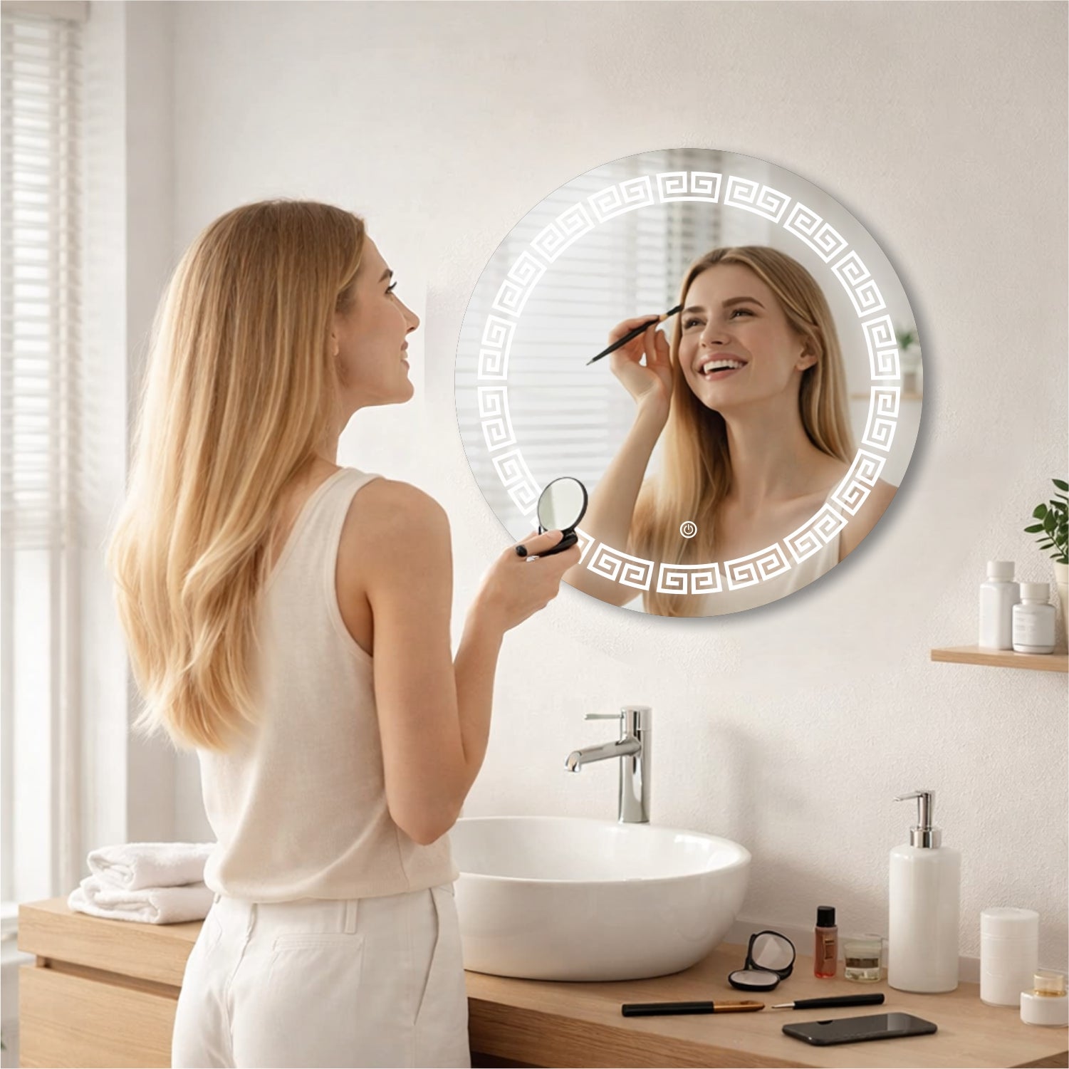 Round Nova LED Mirror 24 x 24